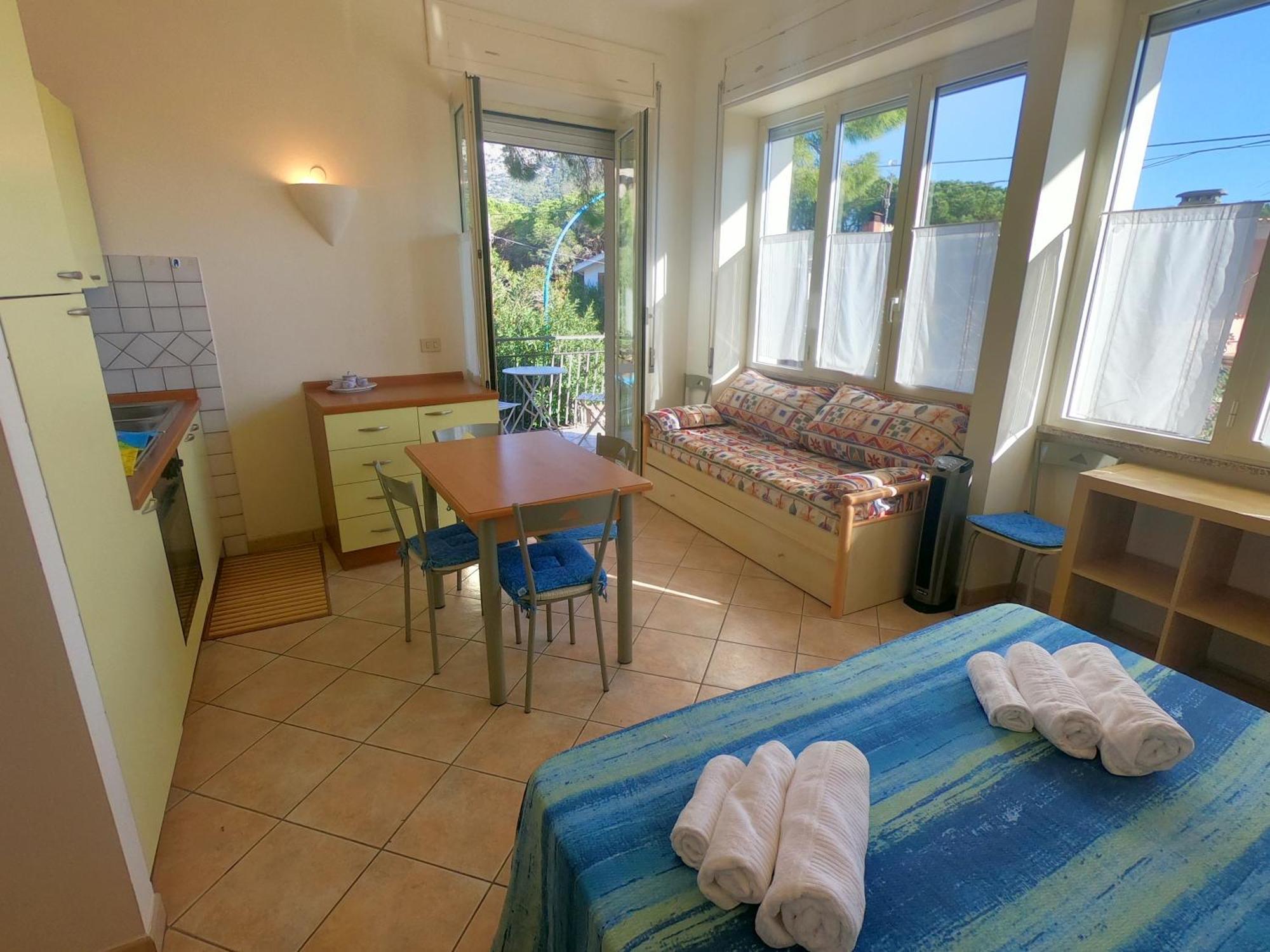 Villa Emilia Appartments Cala Gonone Bagian luar foto